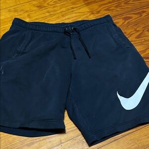 Nike Men's Navy Blue Athletic Shorts